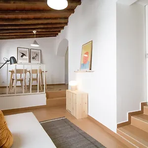 Comfortable Getaway In Medieval Castro Marim